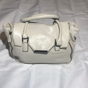 Expressions NYC Leather Totebag (Zipped Sides)